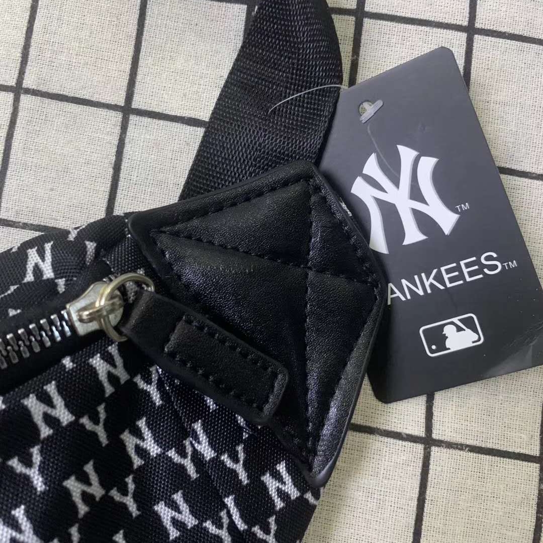 Mua Túi Đeo Hông MLB New York Yankee Monogram Belt Bag Black  MLB  Mua  tại Vua Hàng Hiệu h007200