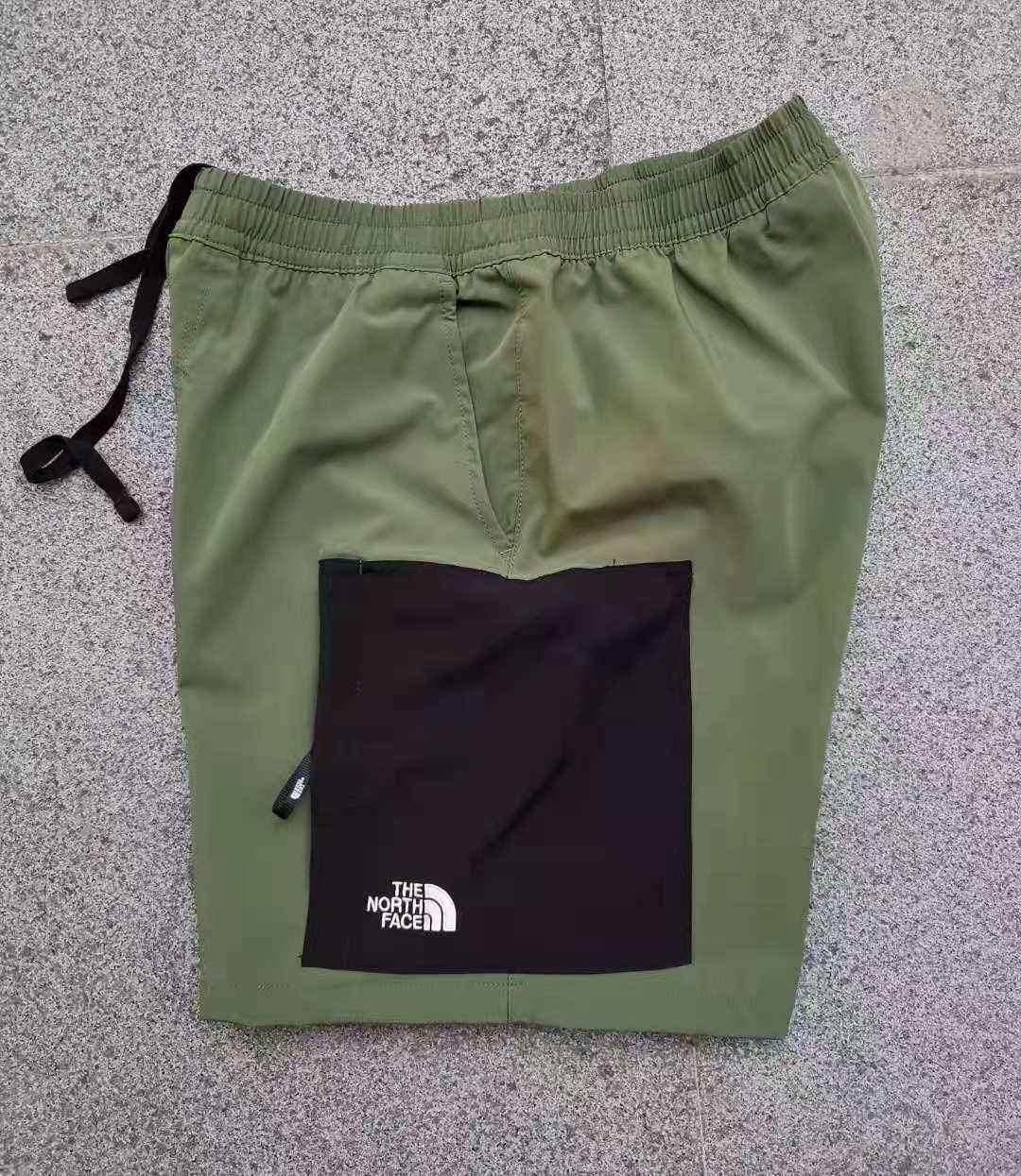 The North Face White Label Go-Green Shorts NS6NL04 - 4 Sizes (Olive)