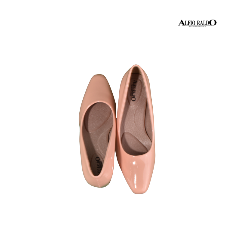 Buy Alfio Raldo Elegant Beige Leather Block Heeled Court Shoes for Formal /  Office Wear Online